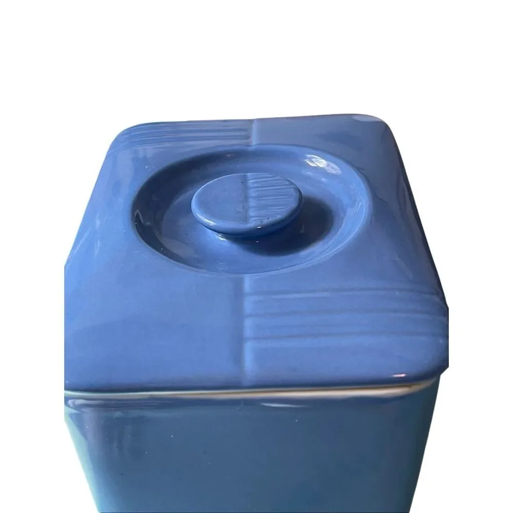 Hall Westinghouse Vintage Refrigerator Dish Delphinium Blue W/Lid 6x4x4
